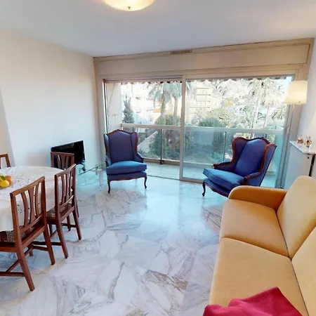 69b - Agreable 2p Proche Avec Terrasse Et Garage Appartement *